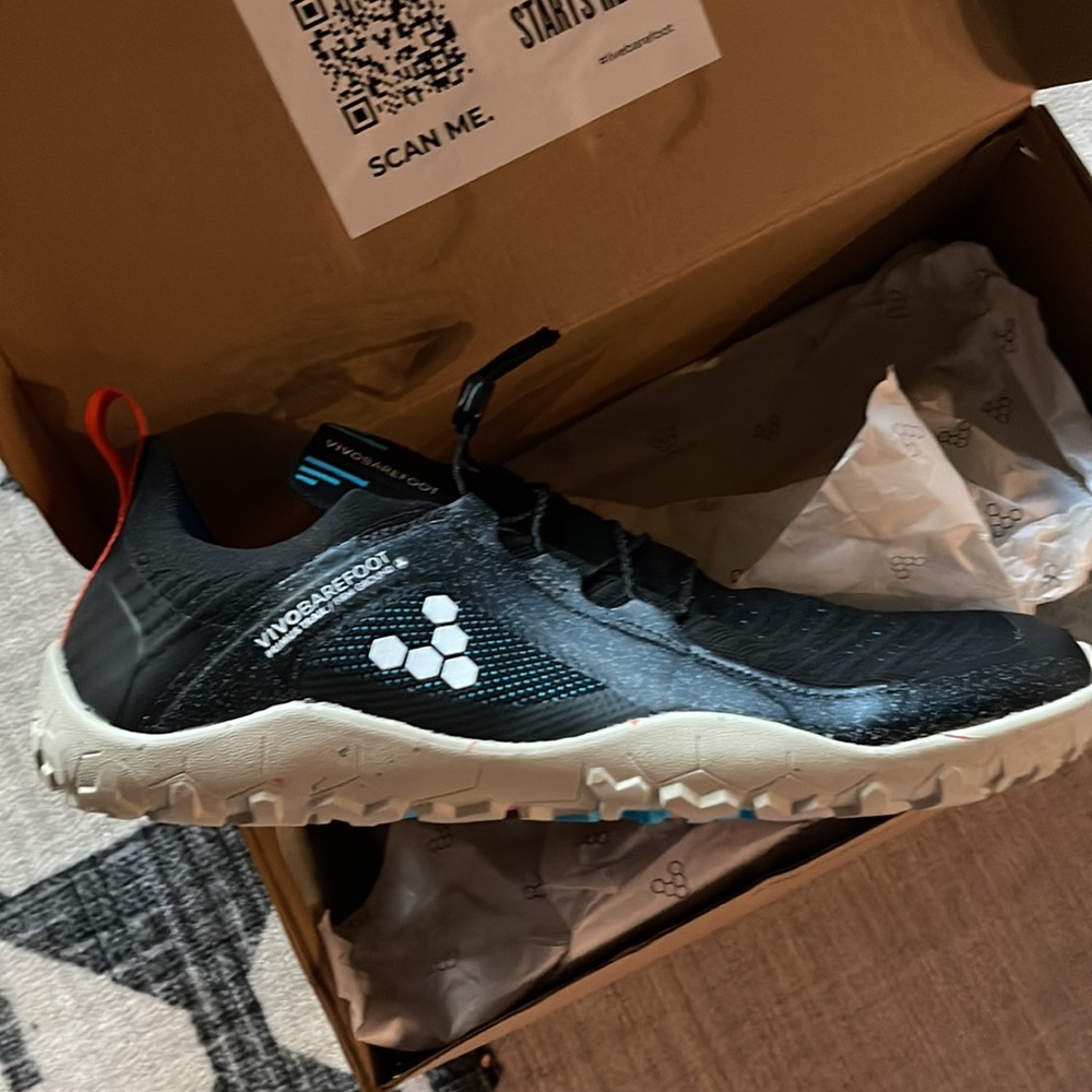 Vivobarefoot size men's 42 EU